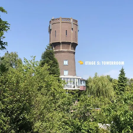Torenkamer Op De Vijfde Verdieping Van De Watertoren Van Strijen Exterior photo